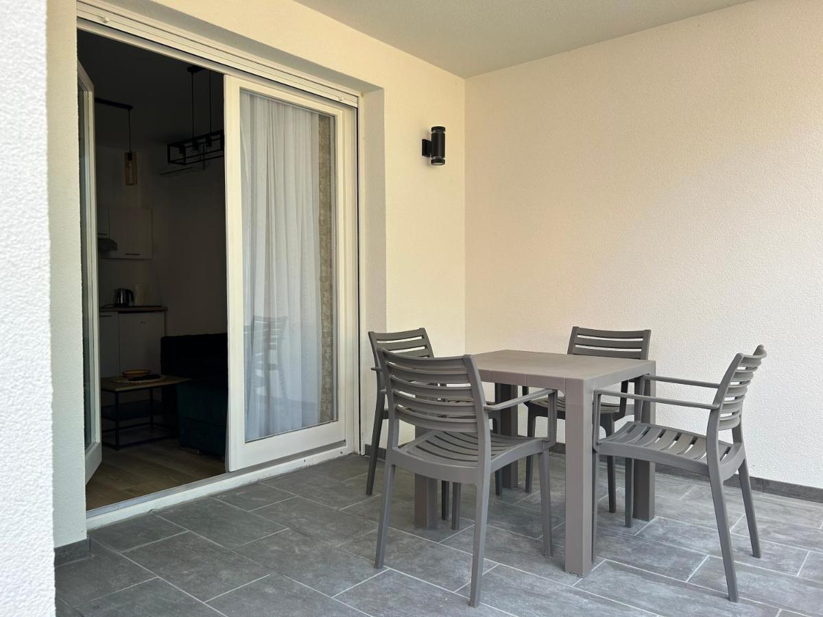 La Casa Apartments Jagodina Exteriör bild