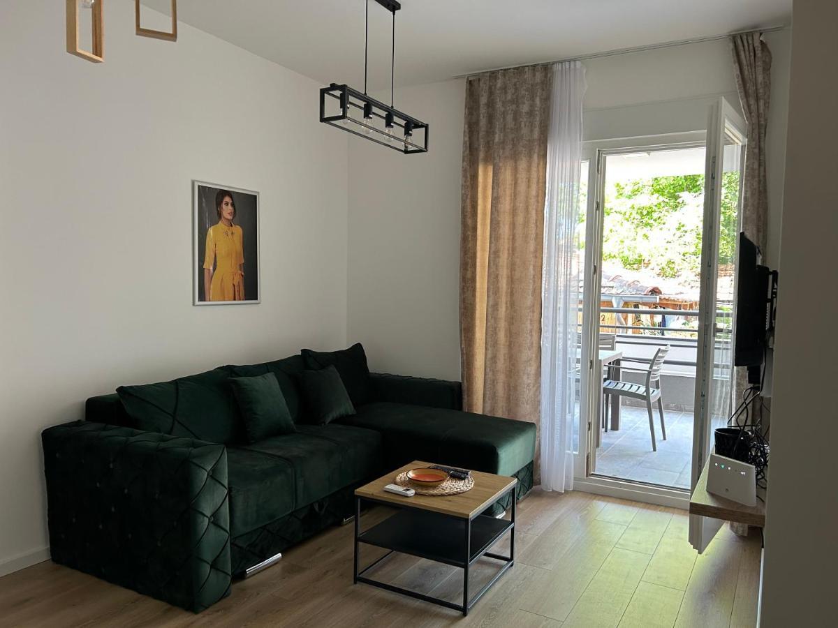 La Casa Apartments Jagodina Exteriör bild