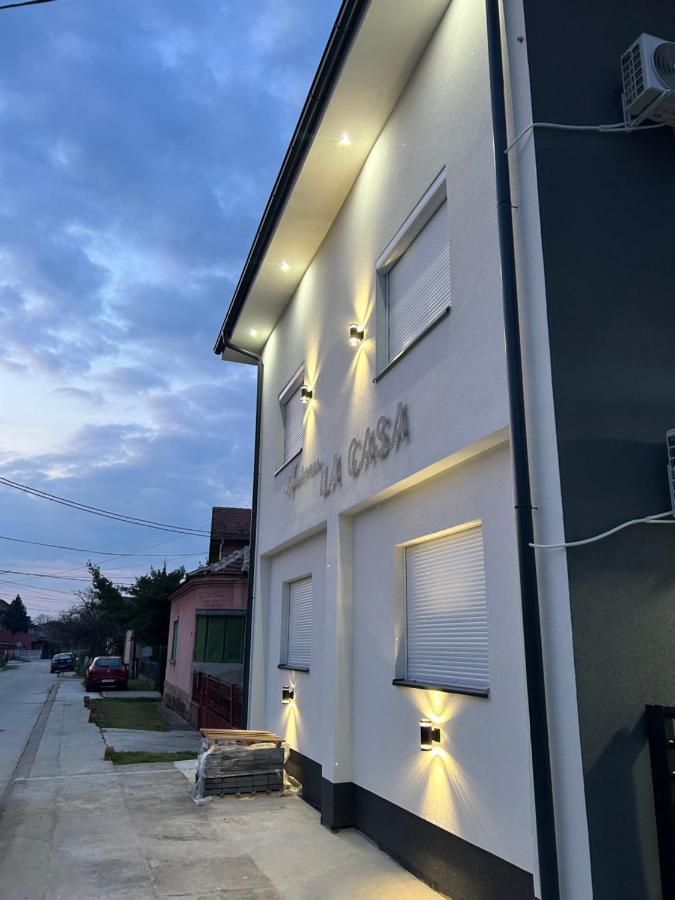 La Casa Apartments Jagodina Exteriör bild