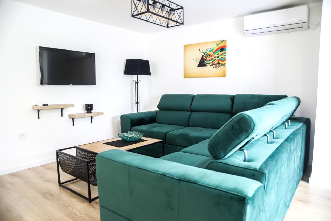 La Casa Apartments Jagodina Exteriör bild